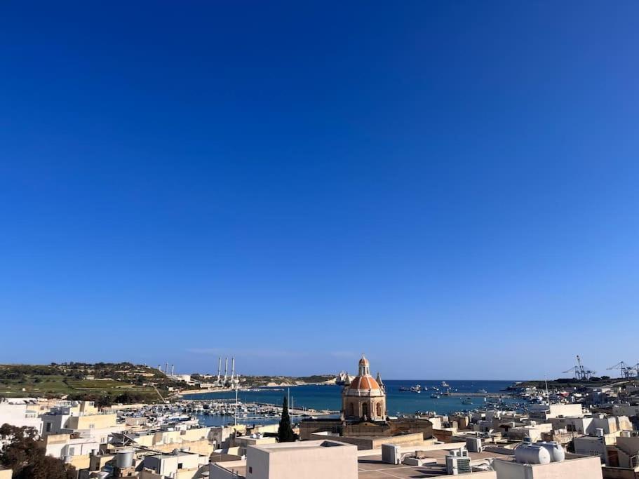 Marsaxlokk 3 Bedroom Penthouse Екстериор снимка